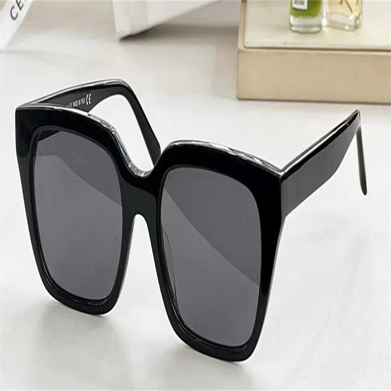 

Sunglasses For Women And Men Summer 40198 Style Anti-Ultraviolet Retro Plate Full Frame Glasees Random BoxSunglasses Sunglasses