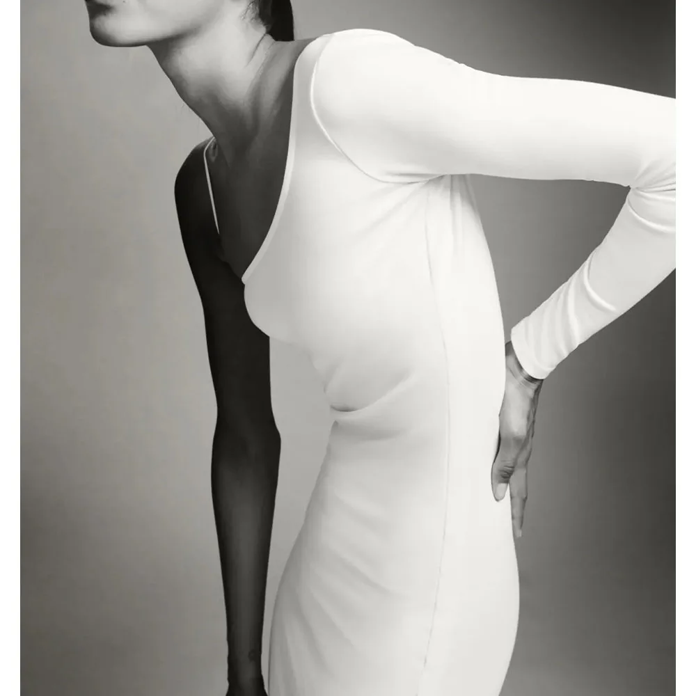 

Новинка 2022, женское летнее асимметричное платье, модный дизайн, маленькая приталенная яркая короткая юбка с открытыми плечами