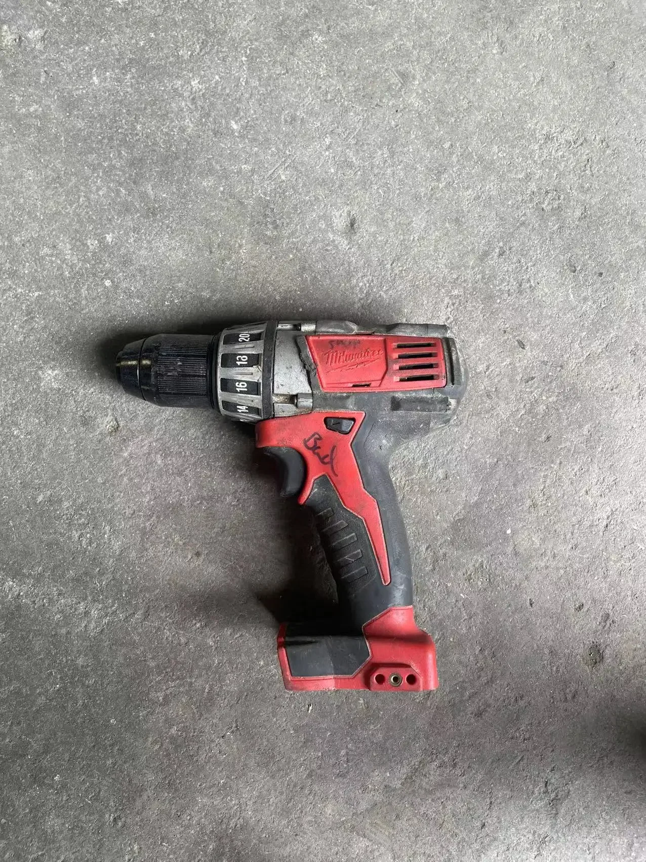 Аккумуляторная дрель Milwaukee 2601-20 18 в Li-Ion 1/2 дюйма