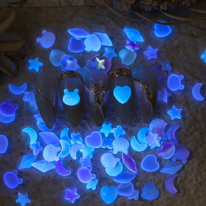50PCS Glow In Dark Noctilucent Nail Art Charm Luminous Symphony Kawaii Butterfly Bear Heart Star Manicure Decoration Accessories