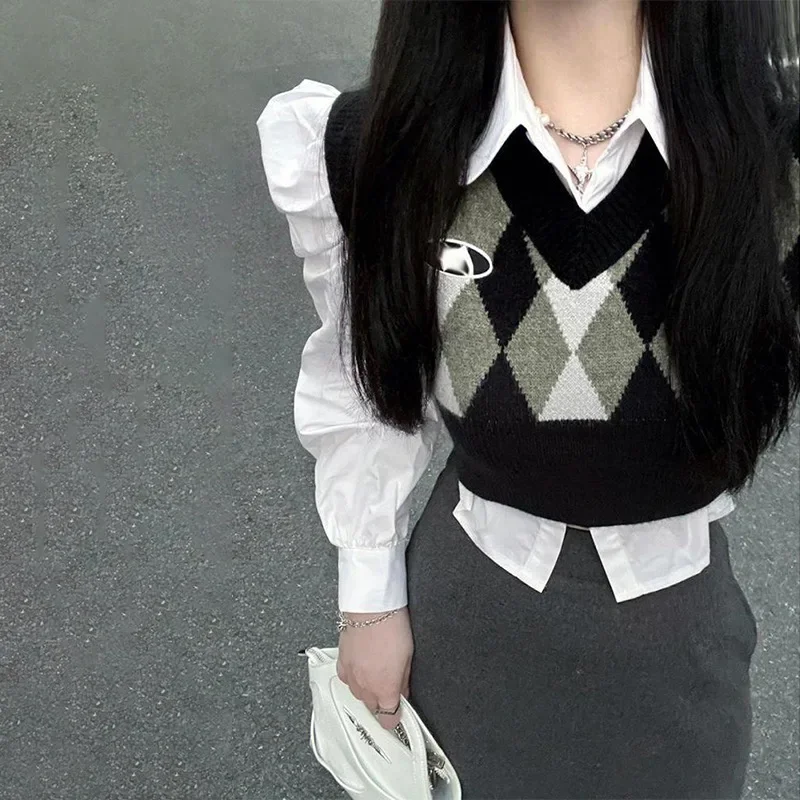 Вязаный топ в консервативном стиле жилет многослойный свитер ранняя осень зима