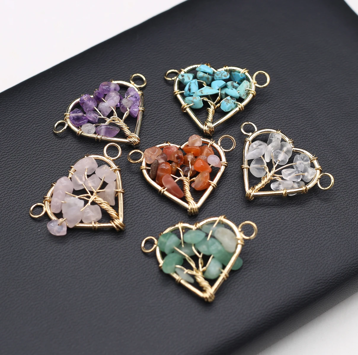

Natural Crystal Gravel Handmade Twining Tree of Life Double Hanging Heart Shape Pendant Connector for Making DIY Bracelet Access