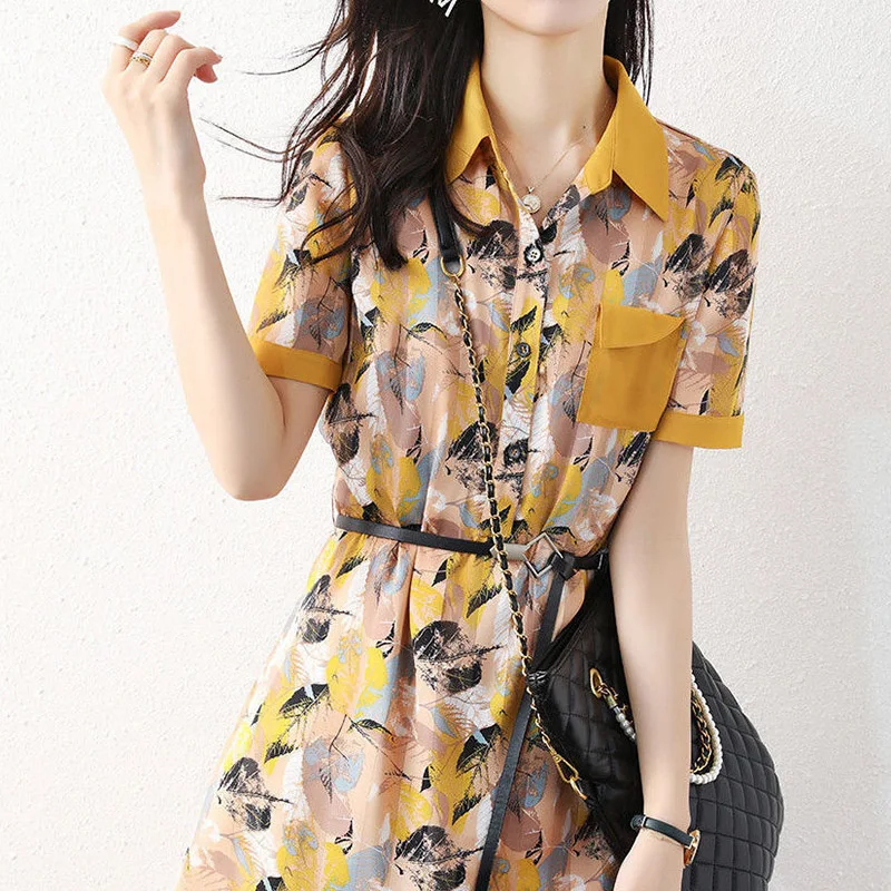 Элегантное модное платье с карманами и принтом в стиле пэчворк на пуговицах