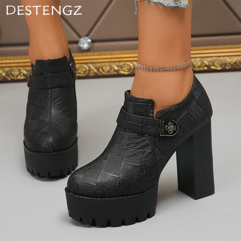 Женские ботильоны на платформе с острым носком кожаная обувь высоком массивном