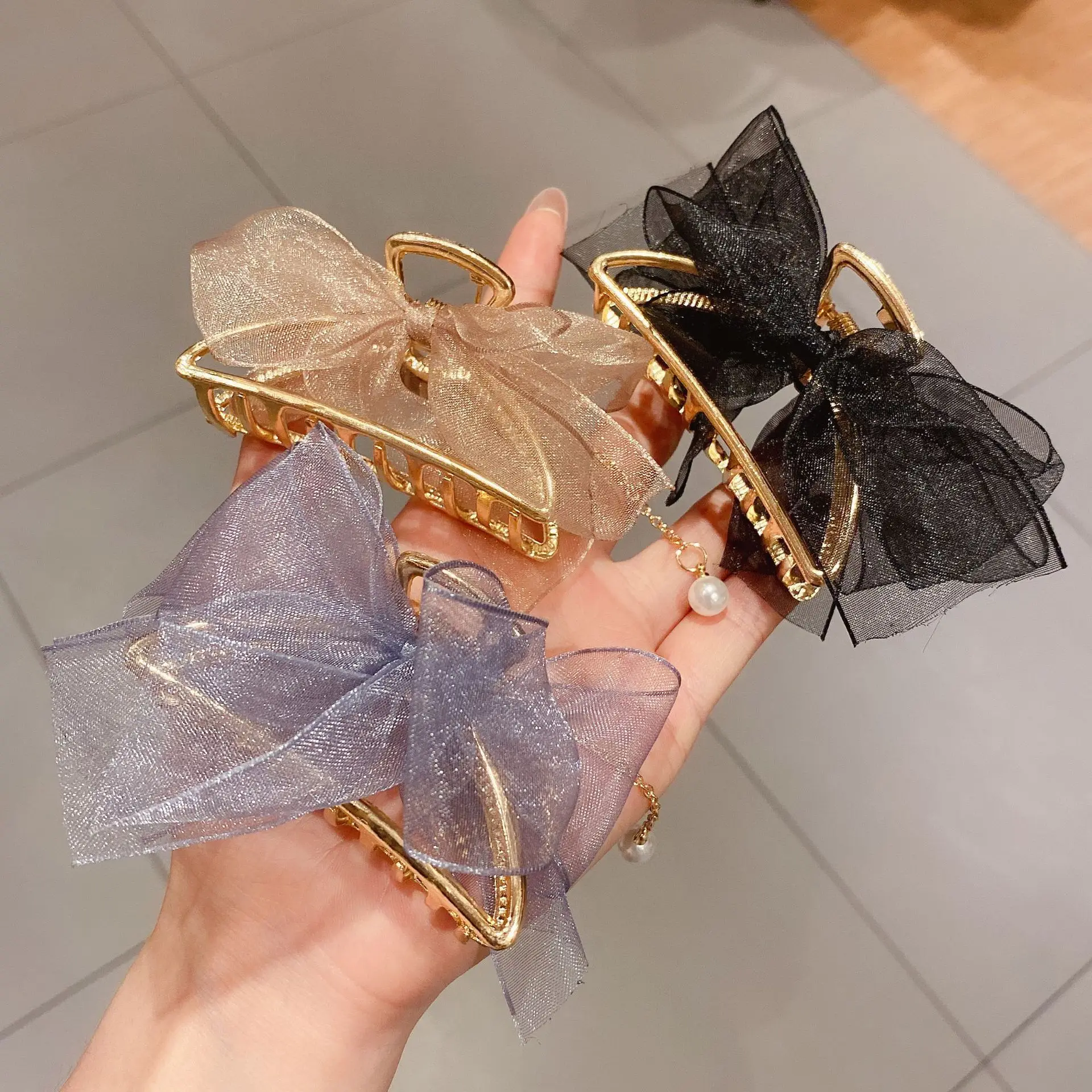 

Fashion 2pcs/lot Large Hair Claw Clips for Woman, Large Shark Clips,Strong Hold jaw clip WLHW035
