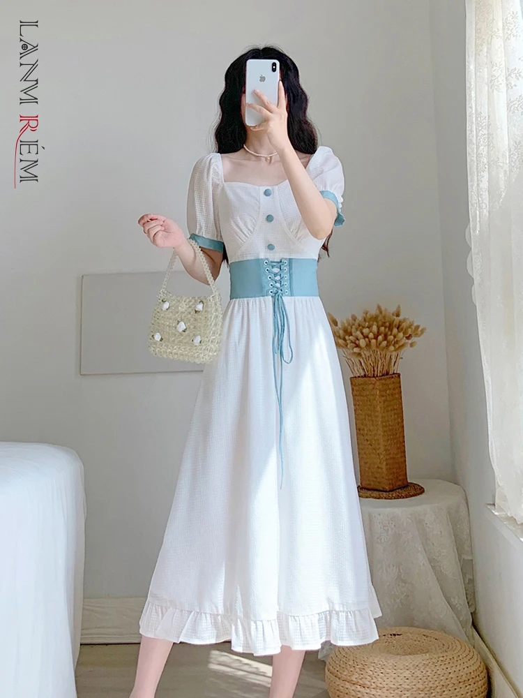 

LANMREM Women Sashes A-line Dress Square Collar Short Sleeve Single Breasted Slim Fit 2022 Summer Fashion Female Clothing 2Q0018