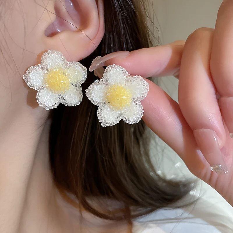 

Elegant White Acrylic Petals Flowers Stud Earrings Korean Fashion Jewelry Party for Women girls' Sweet Accessories