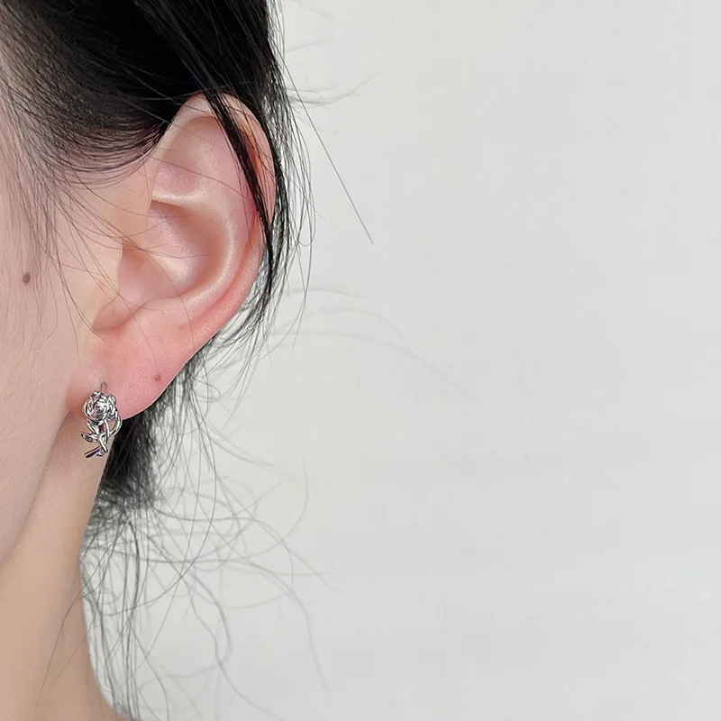 Женские серьги-кольца в стиле ретро