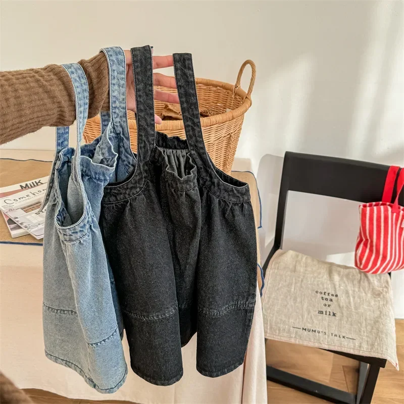 Nowa 2024 вільний дитячий суцільний одяг у корейському стилі для маленьких дівчаток