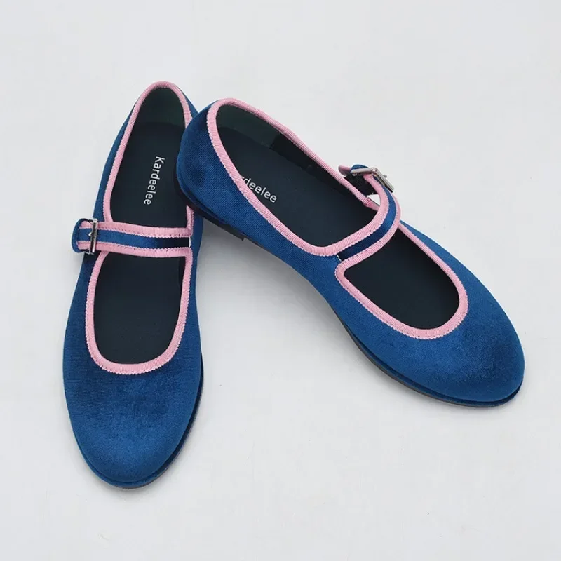 

2024 New Spring Autumn Korea Flats Round Toe Women's Shoes Blue Velvet Pink Edge Flats Fashion Mary Jane Shoes Women Shoes