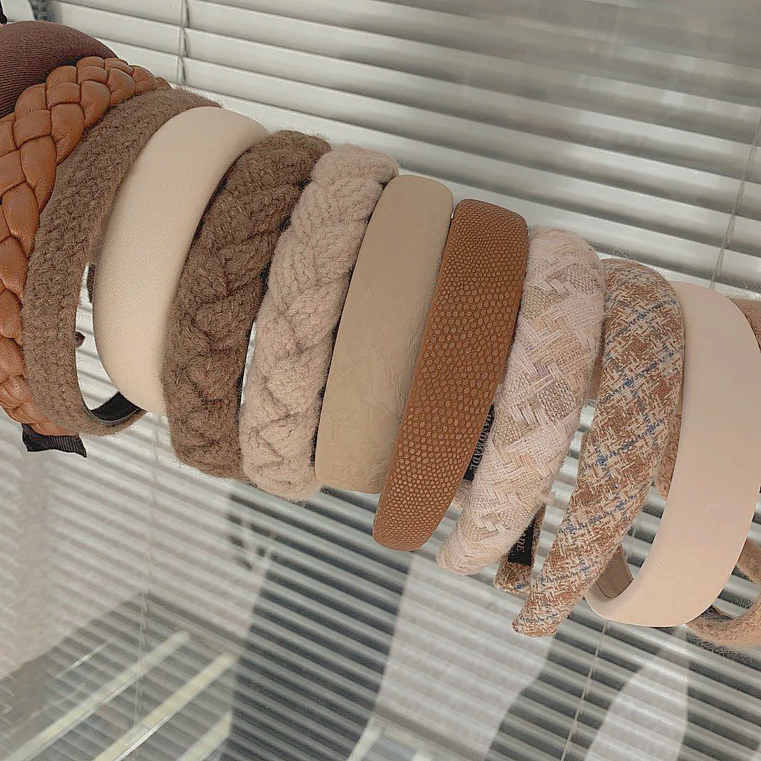 

Повязка для волос кофейная женская, однотонный бандаж на голову с подкладкой, широкий ободок, аксессуар на голову