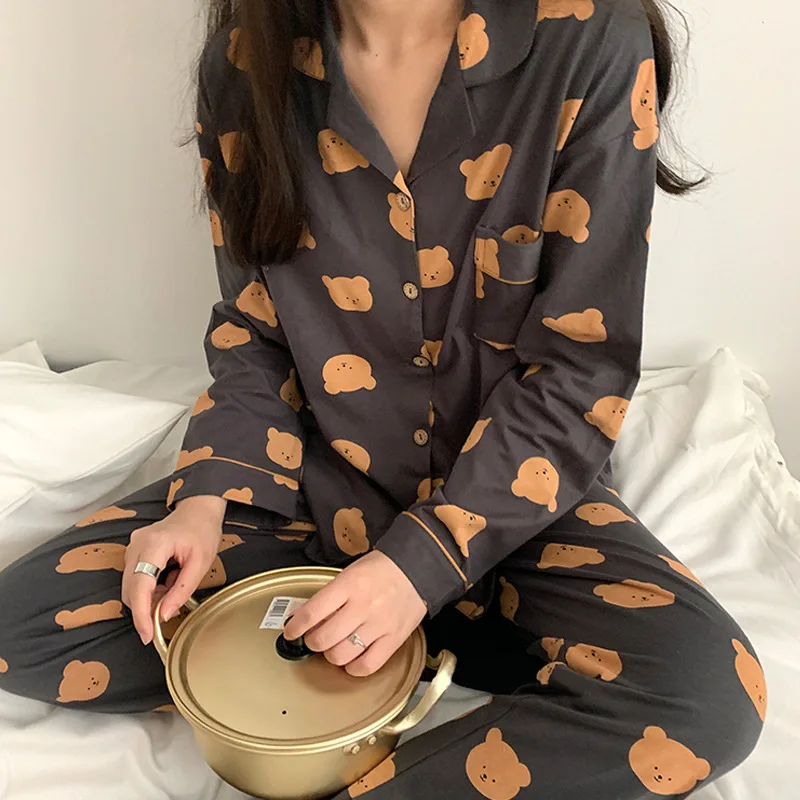 

Sleepwear Autumn and Winter New Cute Long-sleeved Womensnigtie Fashion Bear Head Suit Lapel Home Service Thin Sleepwear