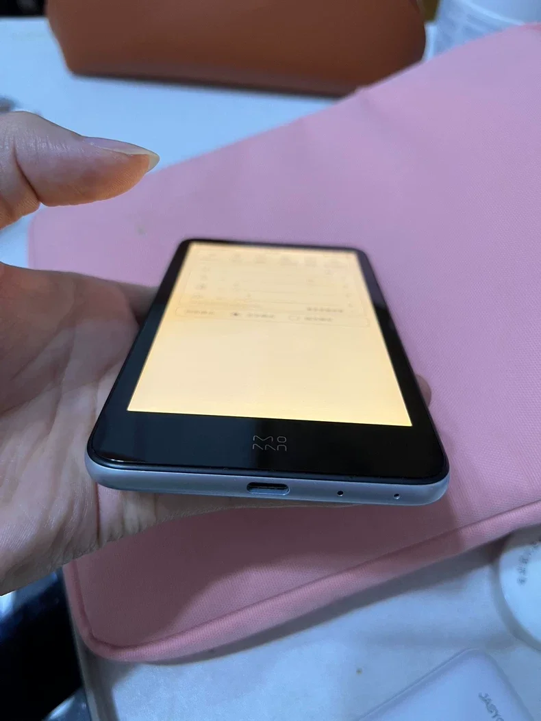 Фото Электронная книга Moaan InkPalm 5 Mini, 5.2 дюйма, серебристая, состояние 95% новое, полностью протестирована №1