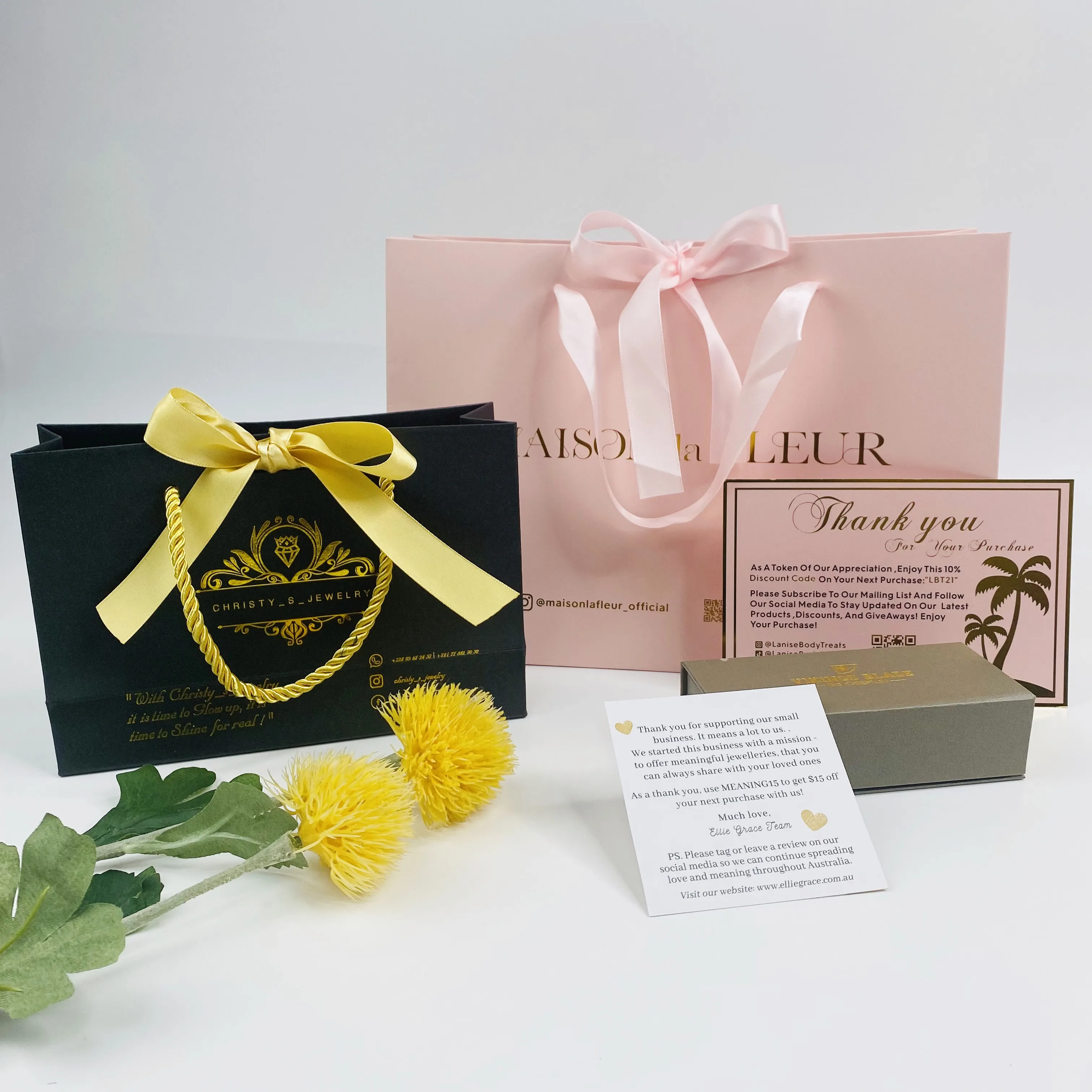 

Custom Luxury Gold Foil Printing Paper Shopping Bag With Ribbon Handle/Retail bag /Carry bag/Gift bag