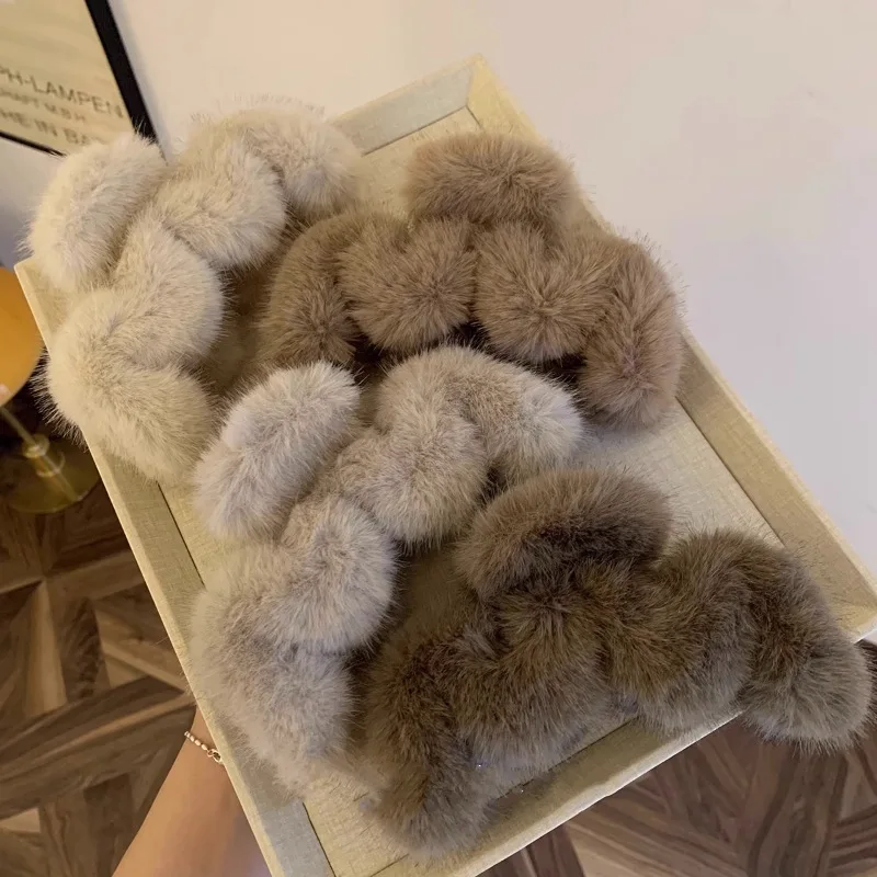 

Faux Fur Hairy Autumn Winter Hair Claw Korean Fashion Vintage Solid Clip for Women Girl Hairpin Handmade Accessories Wholesale
