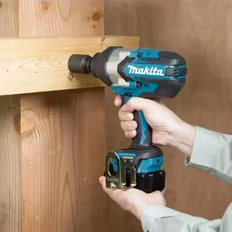 Makita DTW700 1000 Нм Бесщеточный электрический ключ Аккумуляторный ударный гайковерт