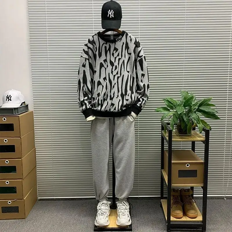 

Мужской свободный свитер в американском уличном стиле, повседневный Свитер оверсайз с круглым вырезом и принтом зебры, весна-осень 2023