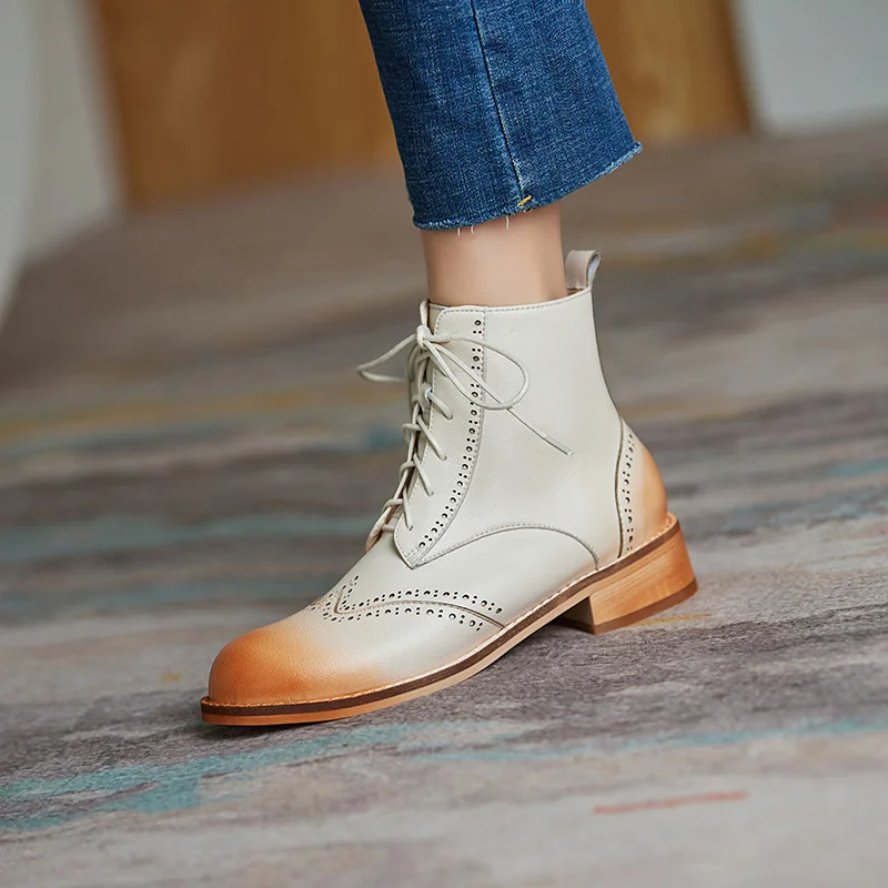 

2021 Winter Women Boots Retro New boots Women Shoes luxury Women ANKLE Boots Genuine Leather Bullock fur boots