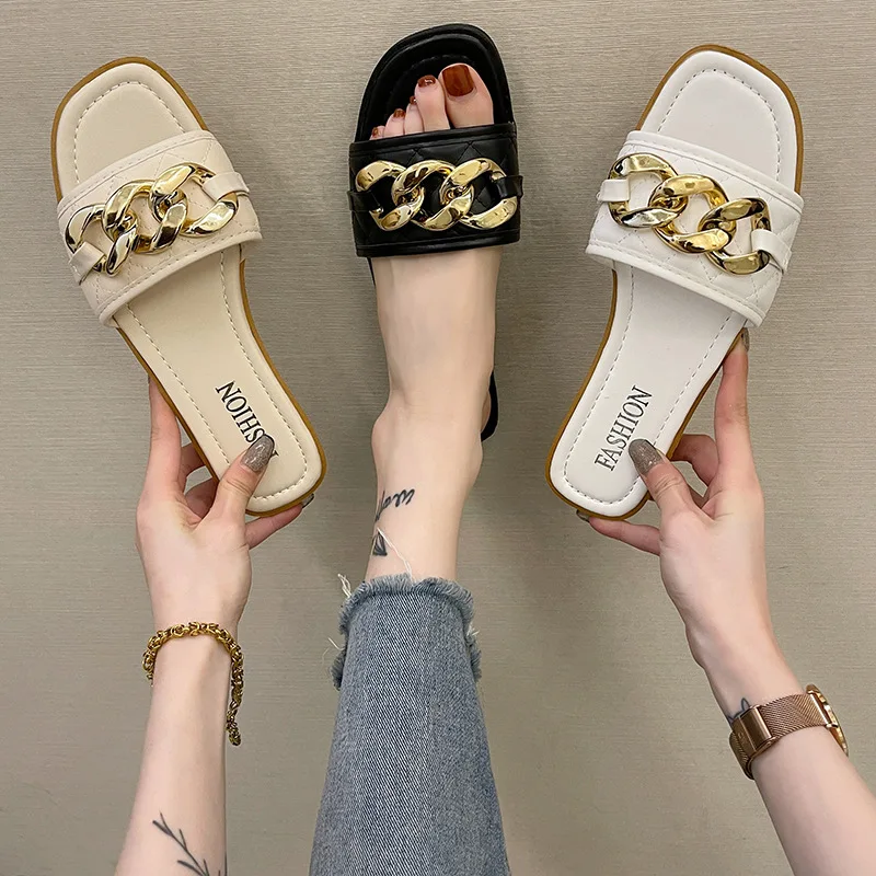 

2023 Brand Women Open Toe Big Chain Slippers Candy Colors Buckle Square Toe Flat Casual Slide Ladies Summer Beach Flip Flops
