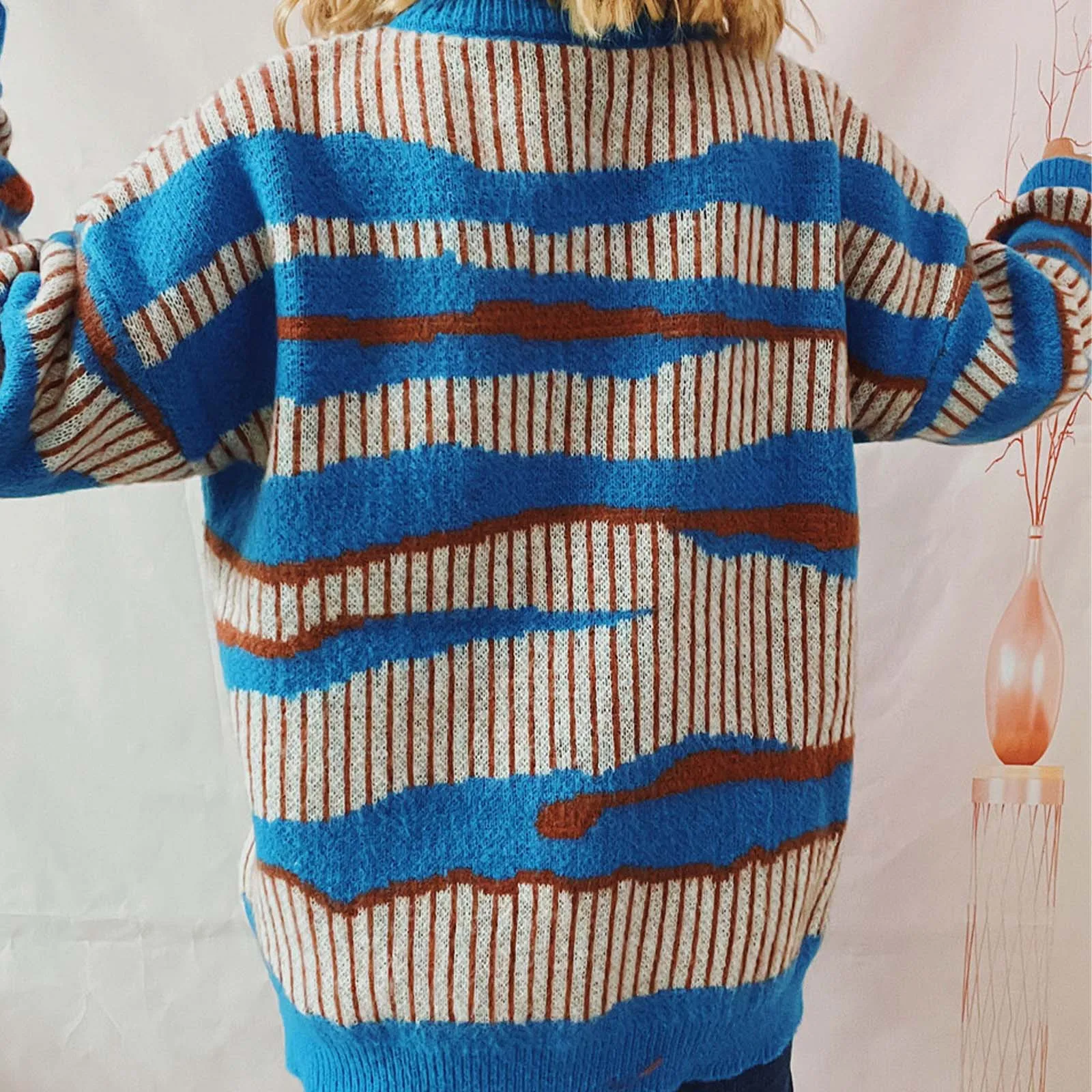 

Женские толстые свитера в полоску, вязаные пуловеры с длинным рукавом и асимметричными полосками, сезон осень-зима 2023