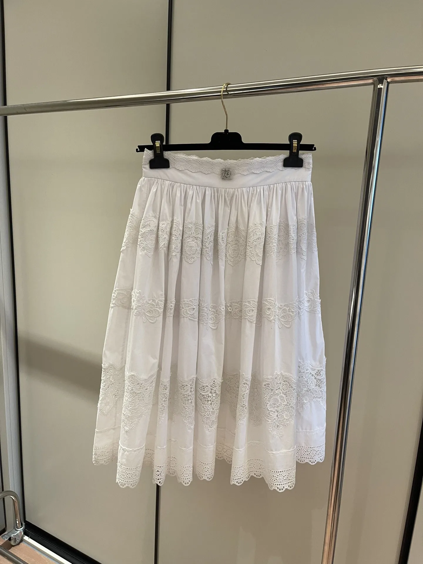 

2022 spring and summer new women's lace embroidered skirt