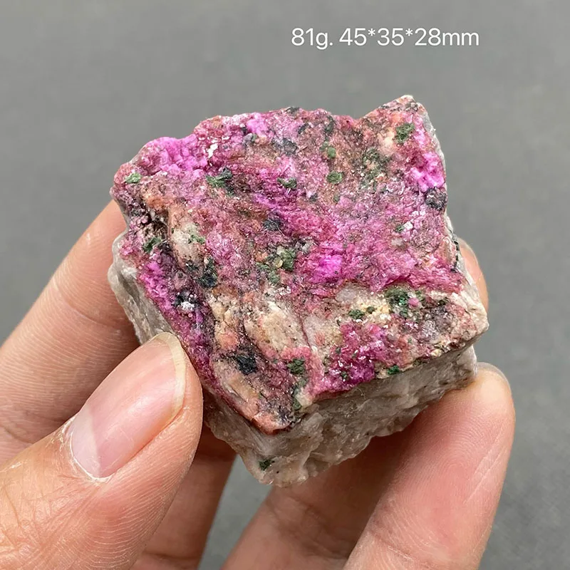 

Необработанный кобальтовый кальцит TEGSTGKW