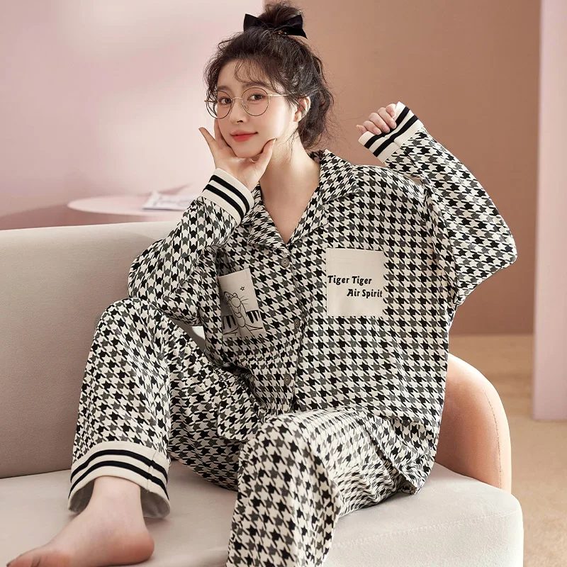 1 New spring and autumn pajamas women's long-sleeved trousers two-piece oversized loose lapel women's home wear