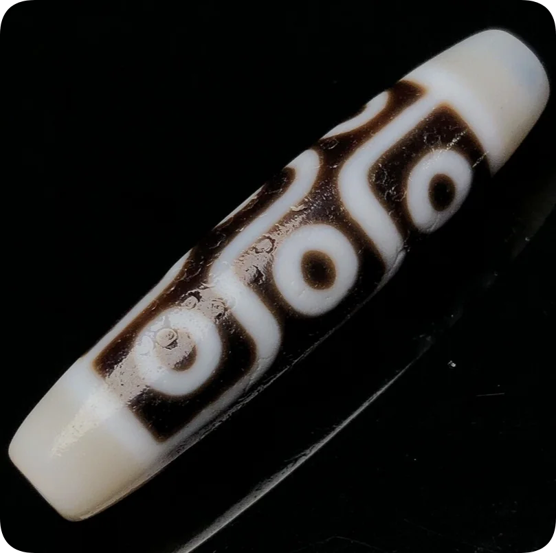 Черно-белый материал белое сердце сложенная линия девять глаз агат Tianzhu Lezi