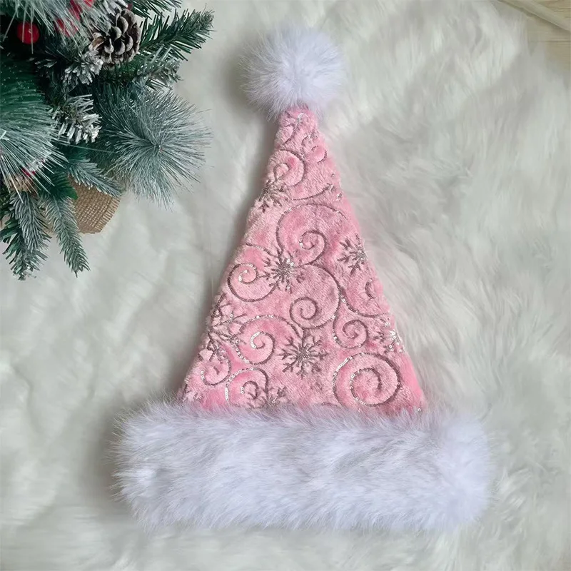 

Розовая новогодняя шапка Atceawit