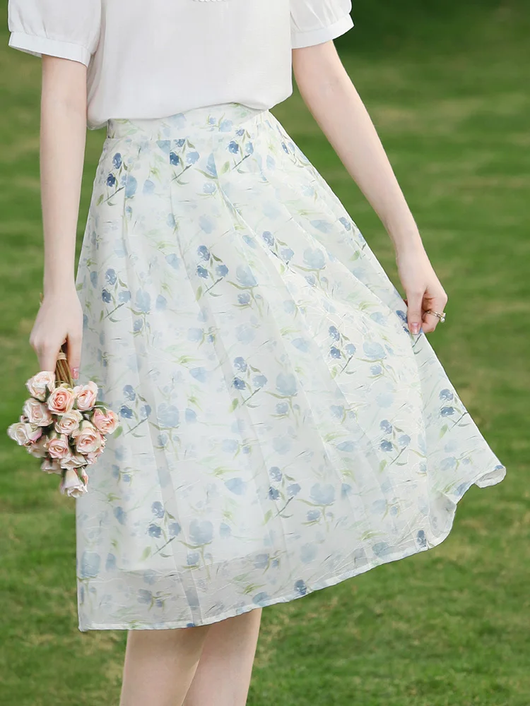 Женская юбка-трапеция с цветочным рисунком лето 2024