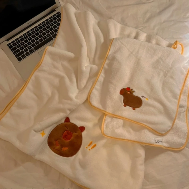 

Полотенце из кораллового флиса с мультяшным принтом