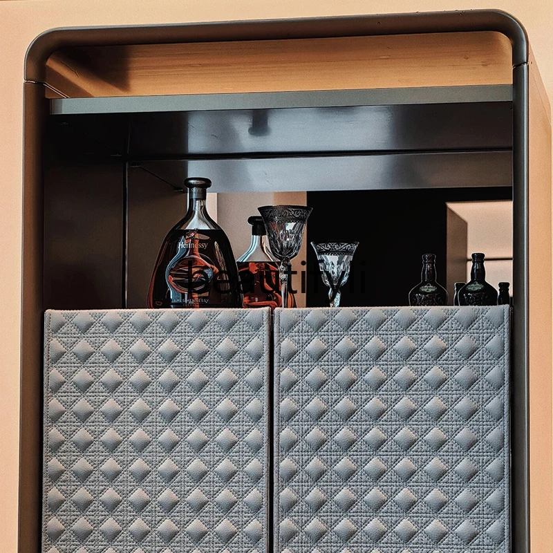 Итальянский светлый роскошный шкаф с входной дверью современный простой