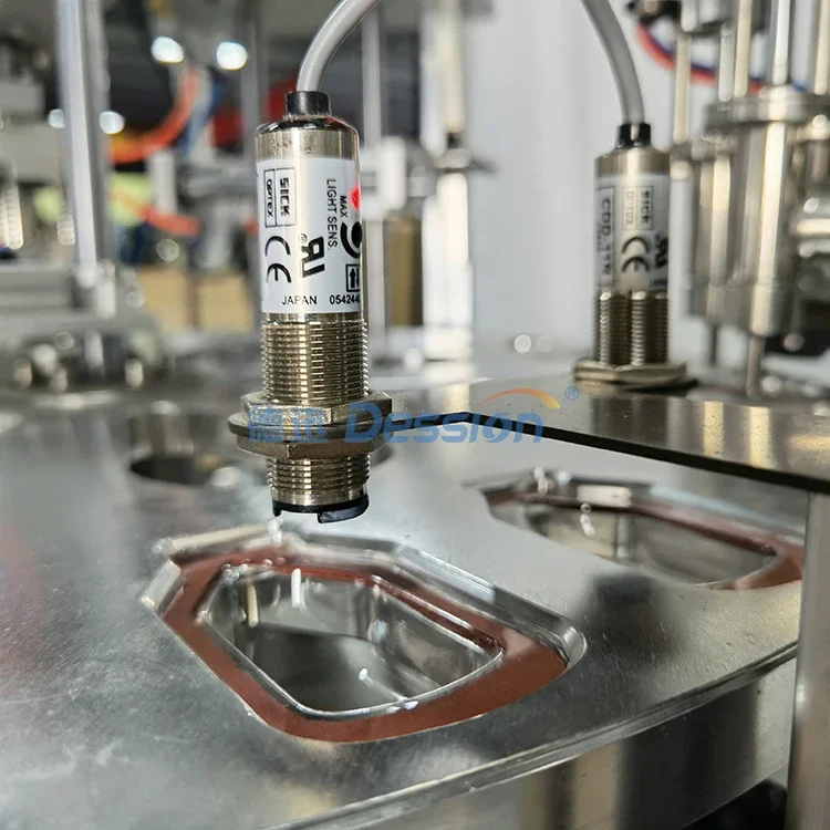 Роторная машина для розлива жидкостей Margarine с автоматической системой