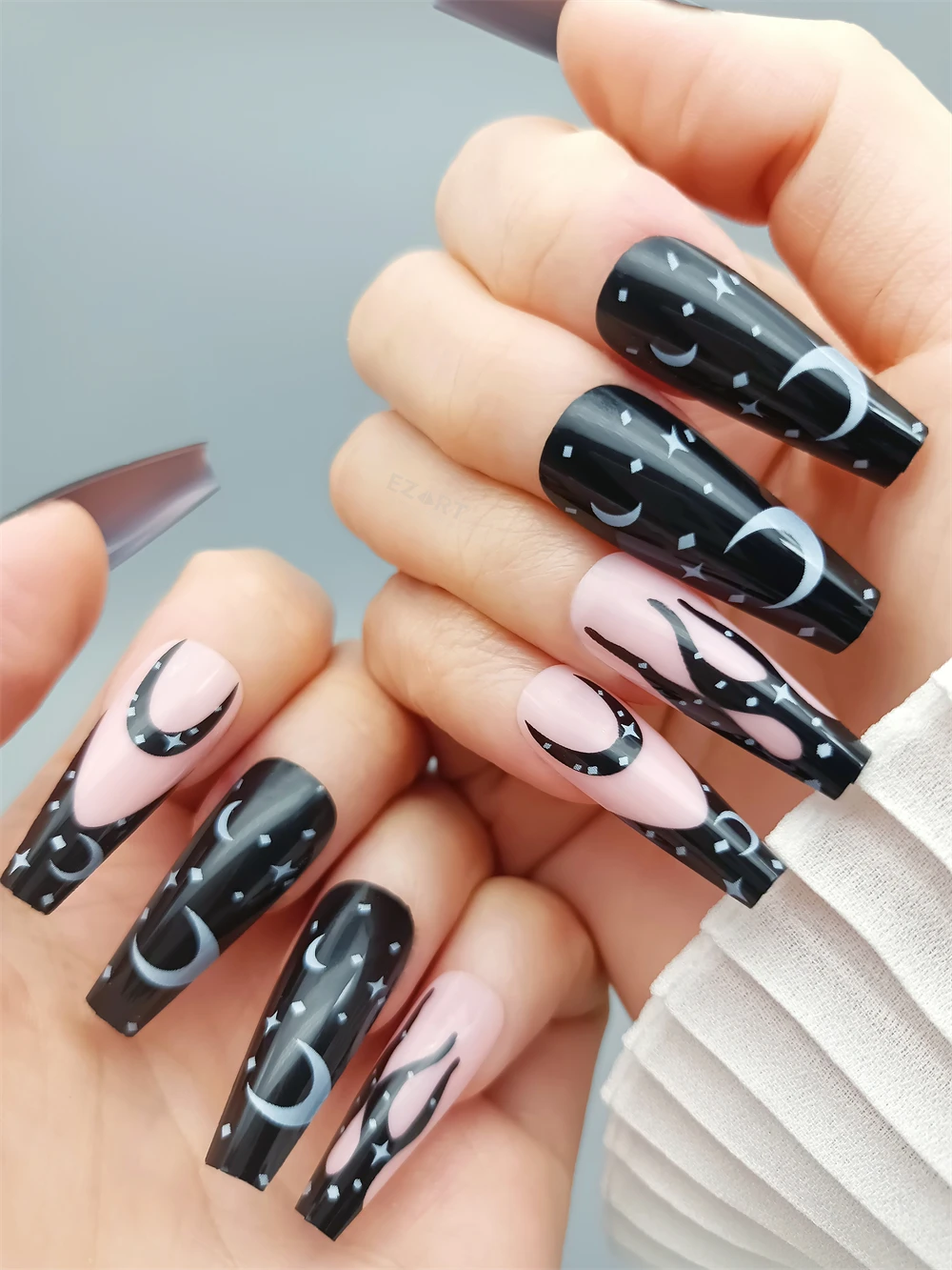 Cartoon Game Designed False Nails with Anime Cute Figure Print Press On Nails Set Coffin Long Black Matte for Theme Party 24pcs images - 6