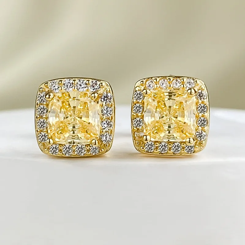 

2023 New S925 Silver Yellow Diamond Earrings Radian Princess Square High Carbon Diamond Small and Versatile Daily