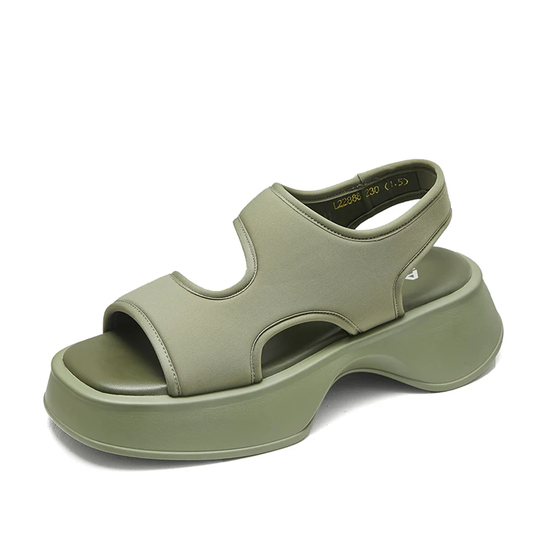 

2022 Summer New Platform Shoes Women Casual Green Slip-On Mid Heel House Sandal Fashion Round Open Toe Beach Sandals Woman
