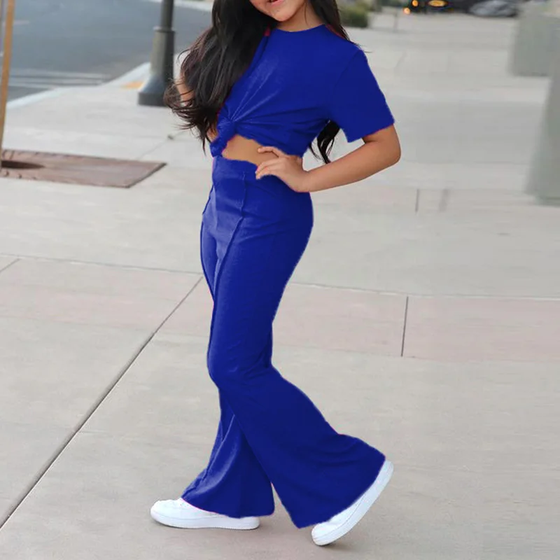 Футболка с коротким рукавом и леггинсы-клеш для детей