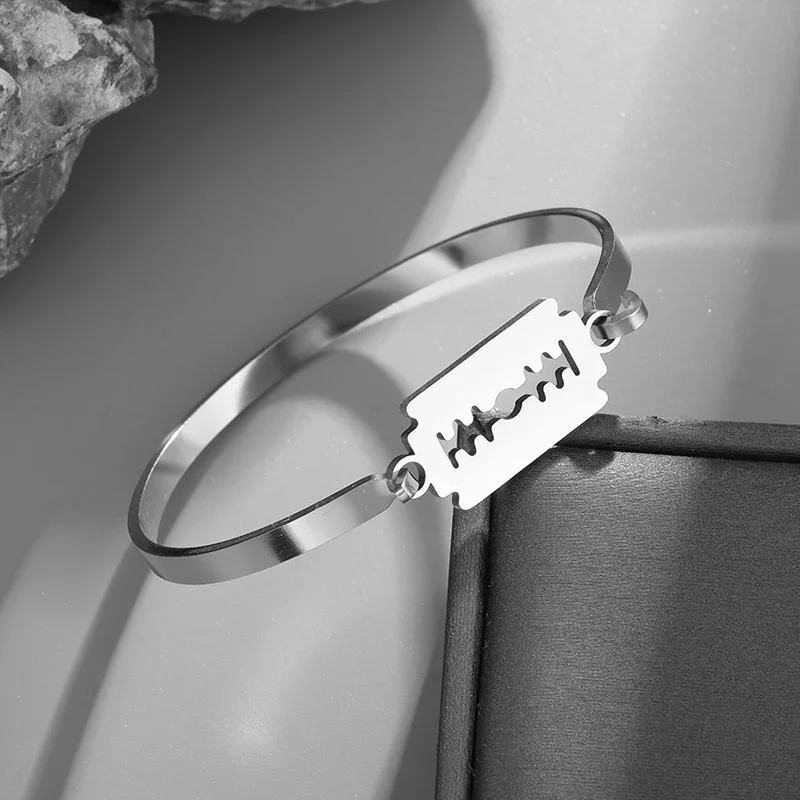 Цепочка с подвеской в стиле хип-хоп стильное ожерелье металлическим клинком