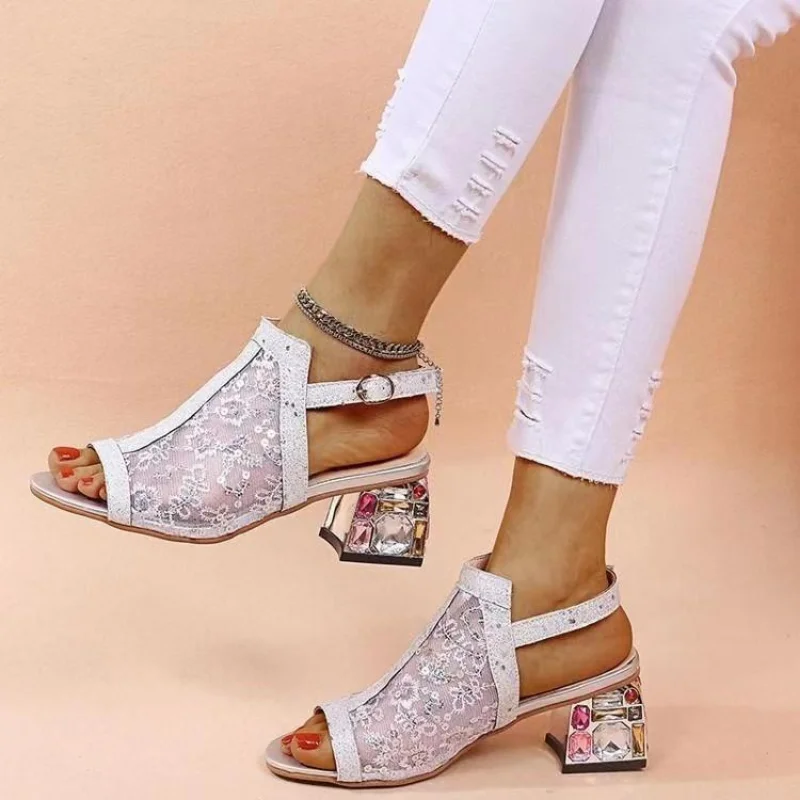 

Women's Rhinestone Sandals 2023 Summer Hollow Lace Sandals Fashion Fish Mouth Shoes Jewelry Decorative Mid Heel Sandals