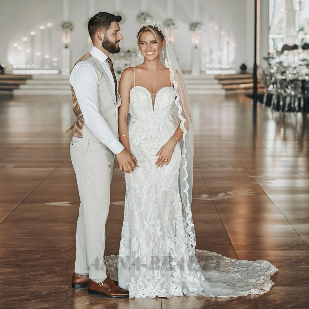 

Anna Glamorous Spaghetti Strap Wedding Gown For Bride V Neck Sleeveless Mermaid Court Train Button Vestidos De Novia Brautmode