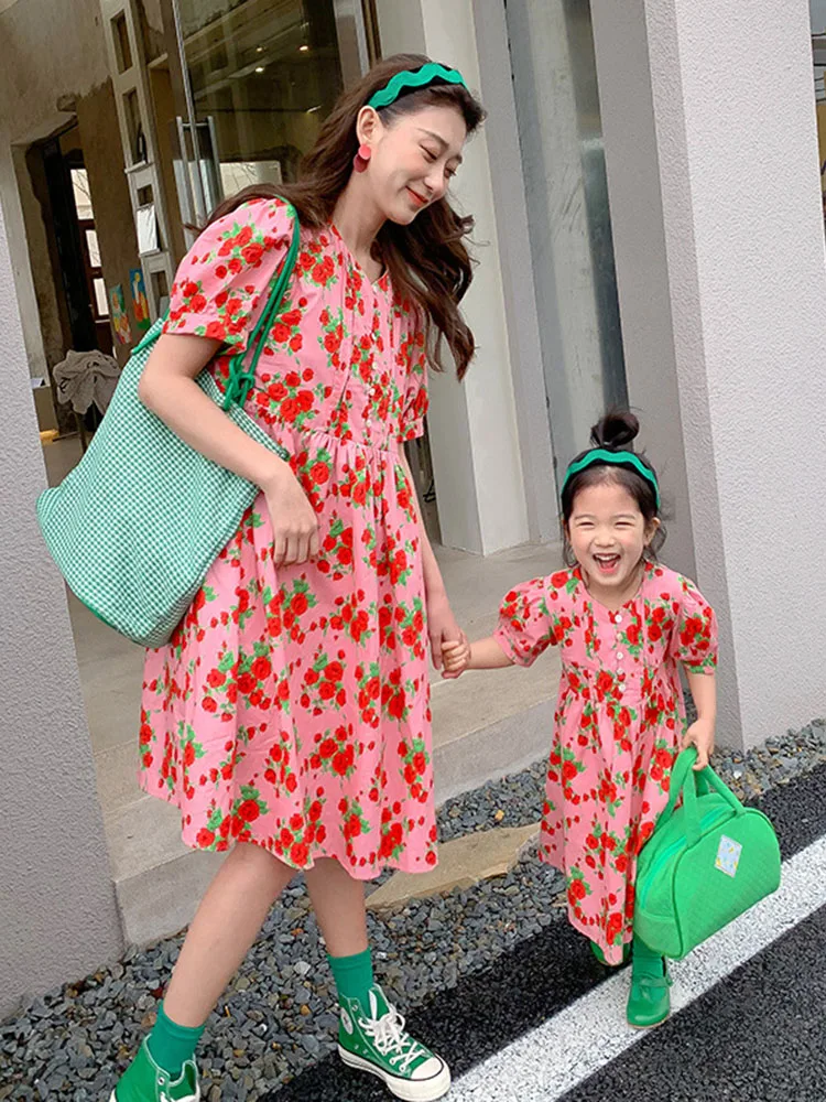 

Parent-child Dress Korean Version Mother and Daughter Dress Summer New Girl Baby Floral Dress mommy and me Girls Summer 4-6y