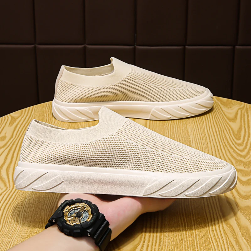 

Mesh Comfortable Non-slip Soft-soled Man Shoes 2022 Summer New Men Sports Shoes Fashionable Lightweight Breathable Running Shoes