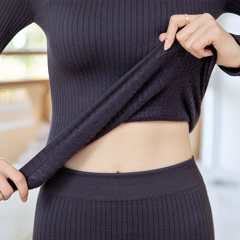 The new upgraded bear thermal underwear set plus velvet thin section winter ladies body bottoming autumn clothes long pants suit