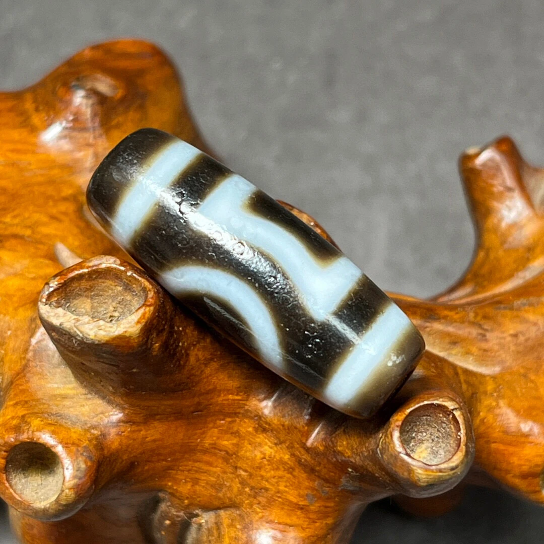 Одна фотография и одна вещь тибетская масляная целлюлоза небесные земные бусины