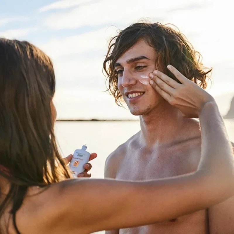 Солнцезащитный крем для лица с защитой от УФ-лучей SPF50 PA +++ средство успокоения