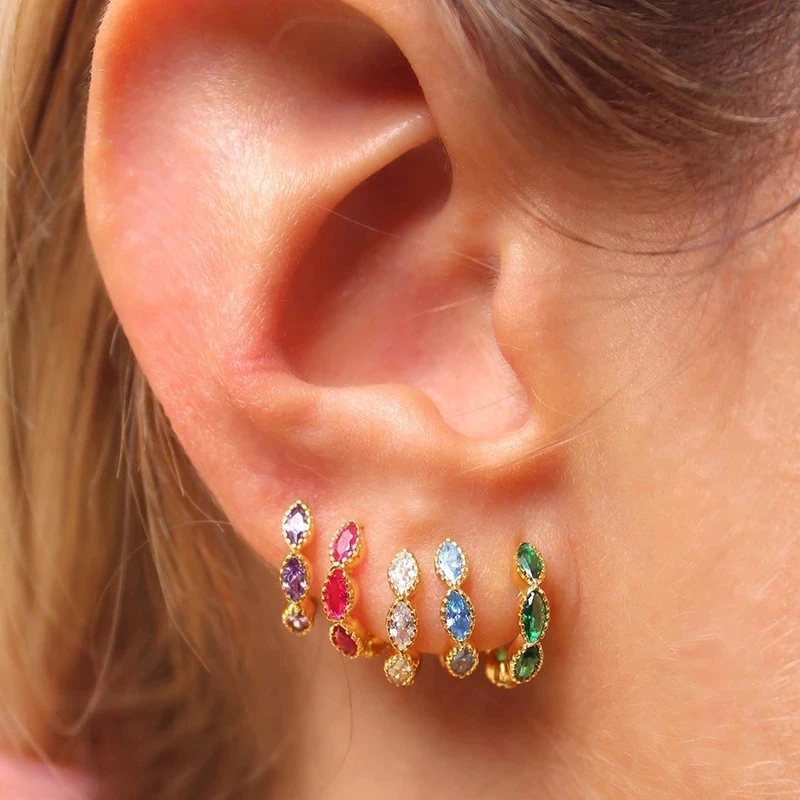 

2000s Aesthetic Piercing Hoop Earrings for Women Dainty Colorful Crystal Ear Cartilage Lobe Helix Daith Earing Jewelry KCE095
