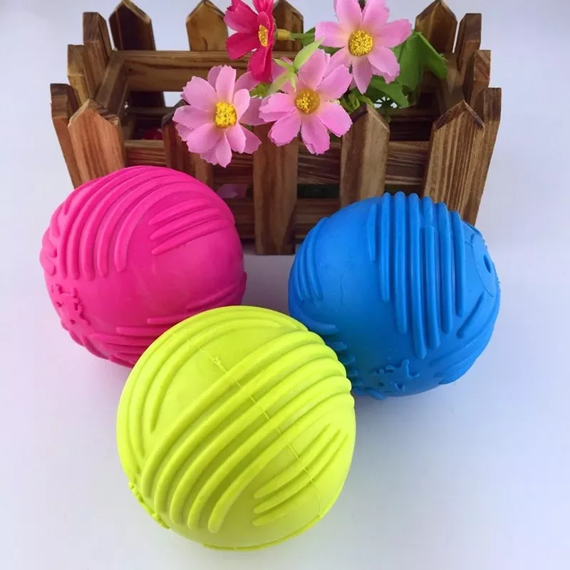 

Dog Toys Squeak Bouncing Ball Durable Floatable Springy Pet Toys Squeaky Ball Bite Resistant for Small to Large Dogs