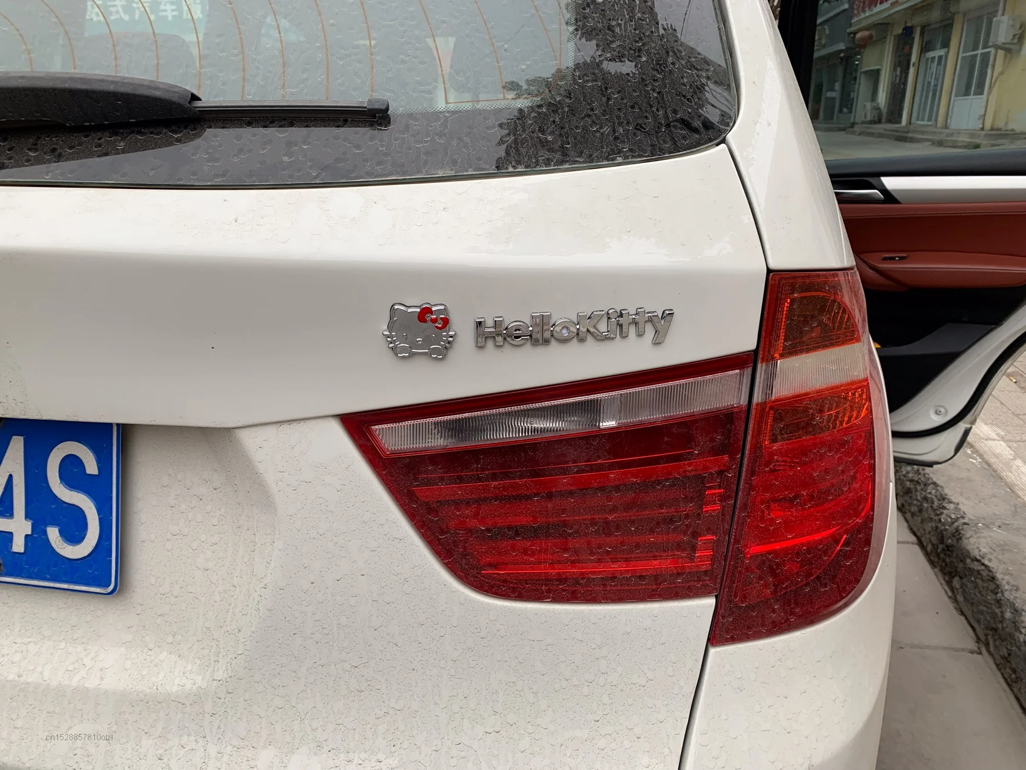 Металлические наклейки на автомобиль Sanrio Hello Kitty 3D