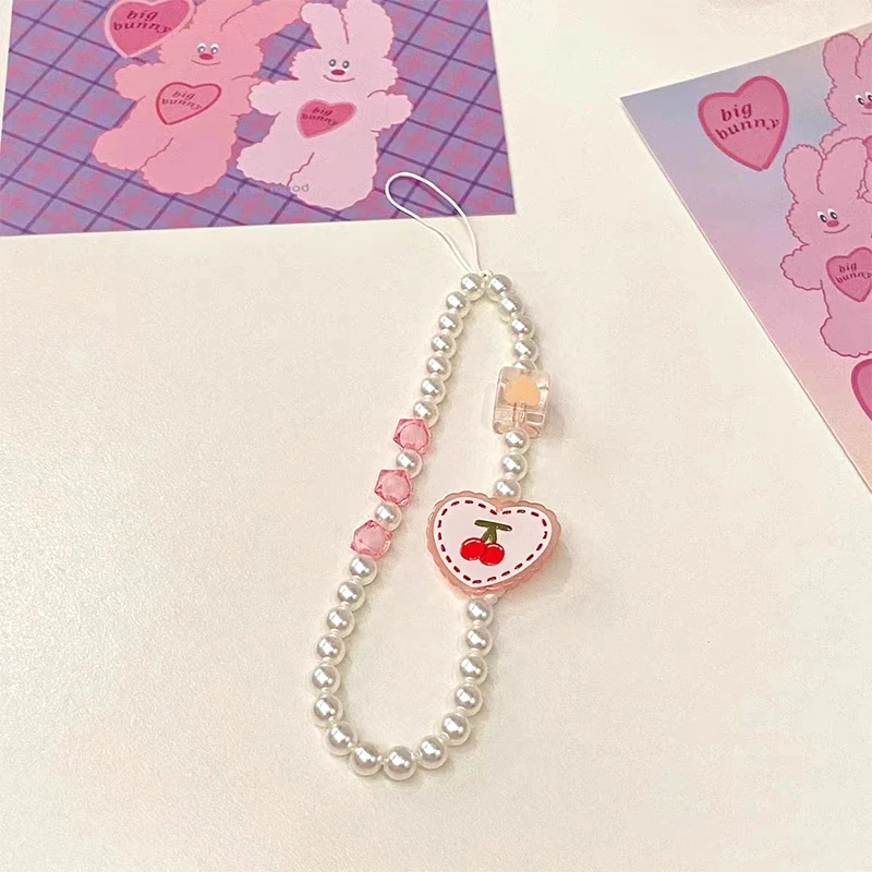 Pearl Color Heart Fruit Key Chain Ladies Fashion Cute Romantic Vintage Keychain Charm Korea 90s Aesthetic Bag Phone Chain Gift