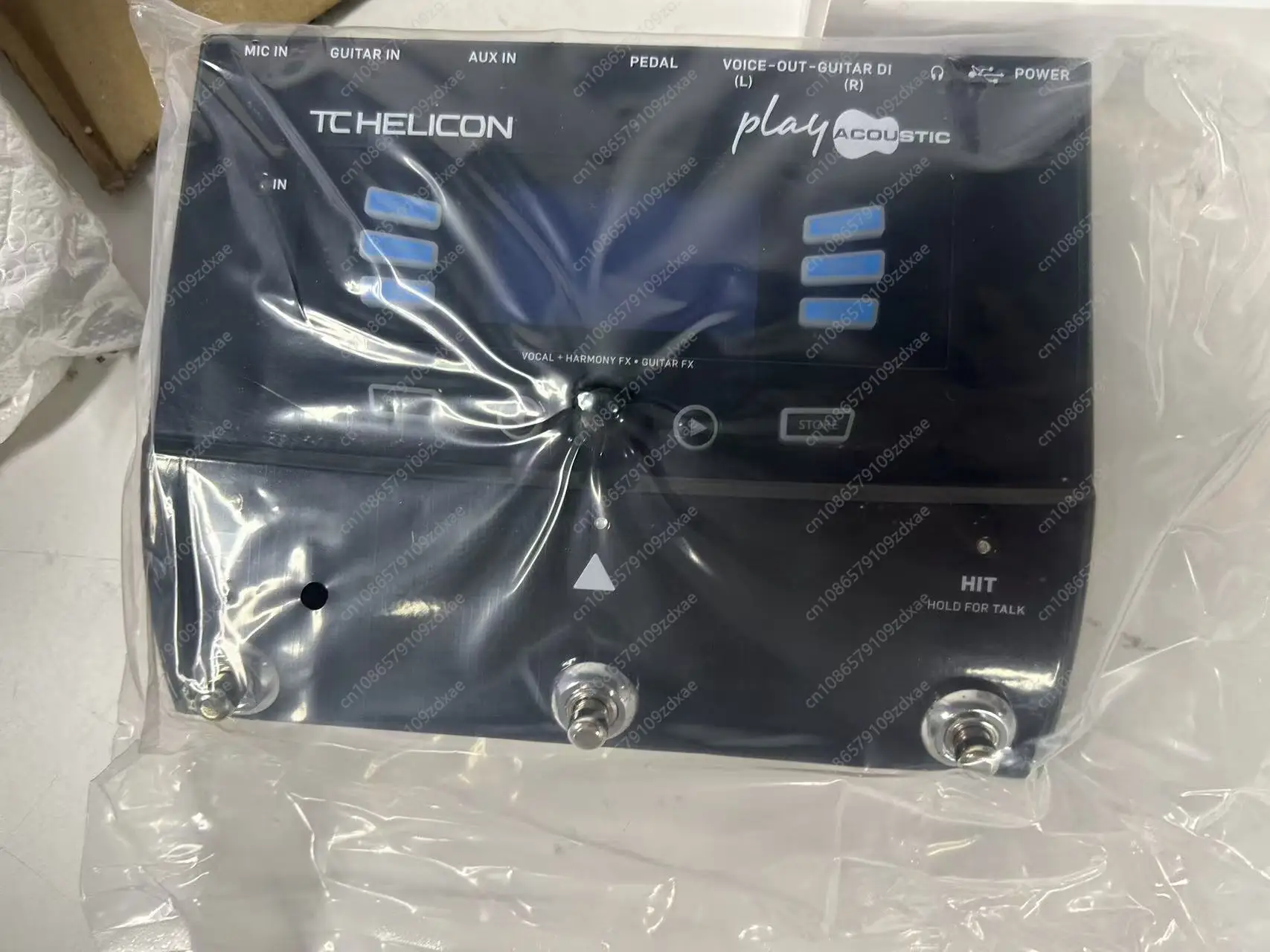 Фото Подходит для TC Helicon Play, акустической гитары с тремя кнопками для вокала и аккомпанемента, с функциями BodyRez и лупинга. №1